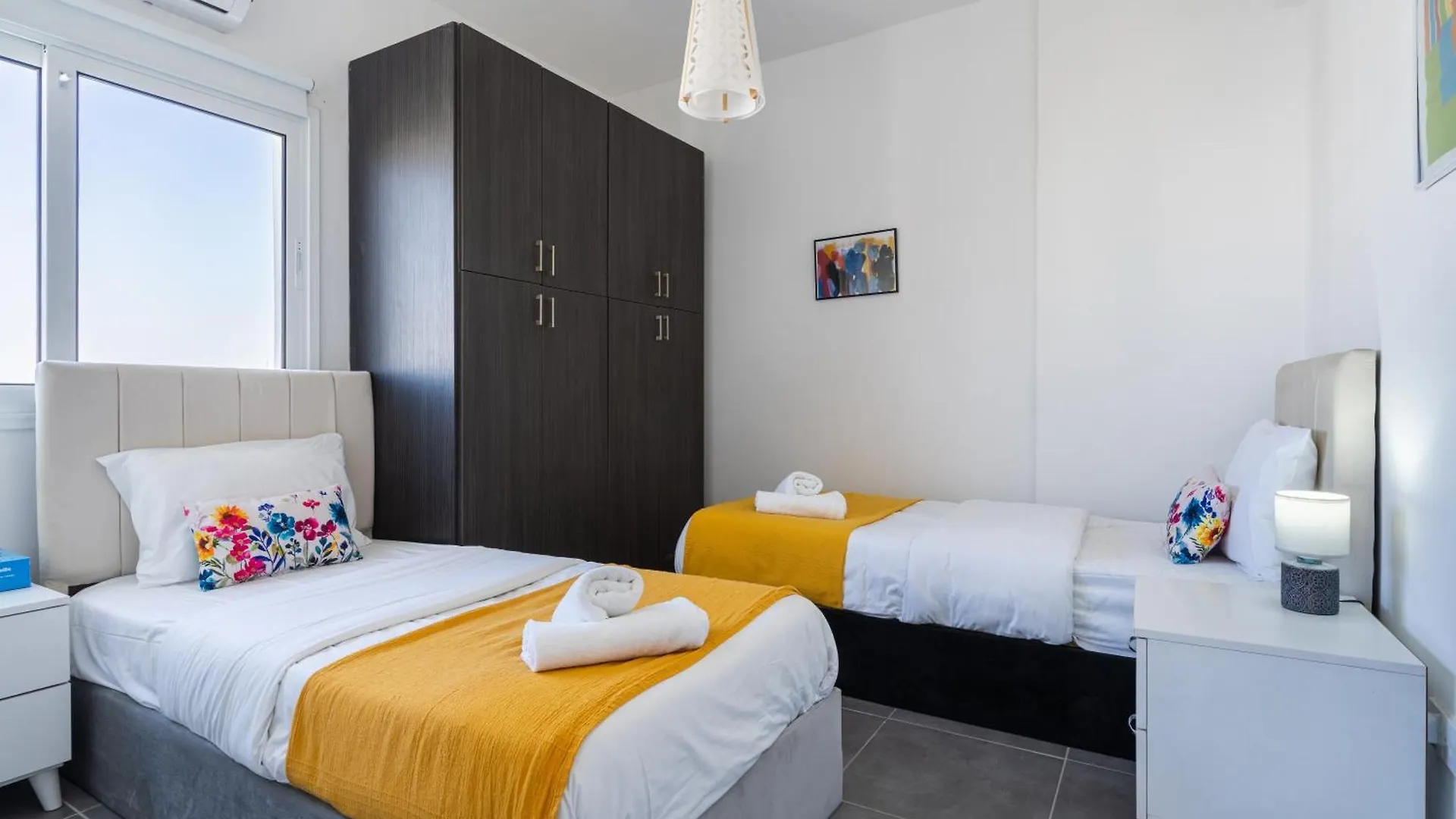 Olympus 2-Bedroom Apartment 라르나카 키프로스